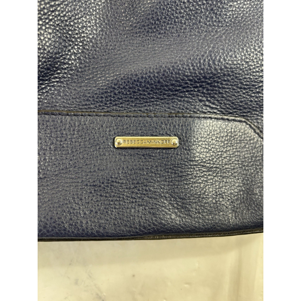 Rebecca Minkoff Lexi Convertible Bucket bag crossbody - Picture 8 of 16